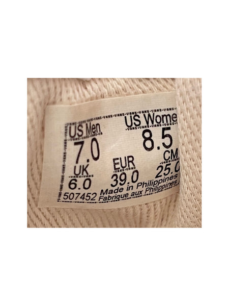 VANS Authentic Canvas Sneakers • Women US 8.5 / Men US 7 (EUR 39)