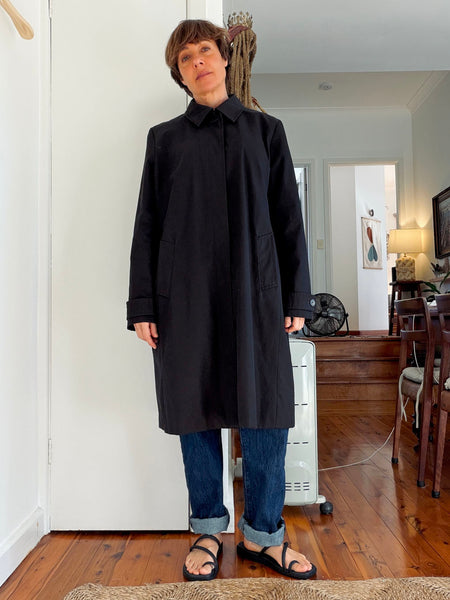 Classic Black Cotton Trench Coat • (Size 18)