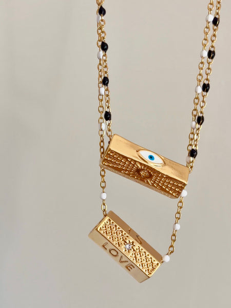 GALAXY OF LOVE Necklace (Golden Eye)