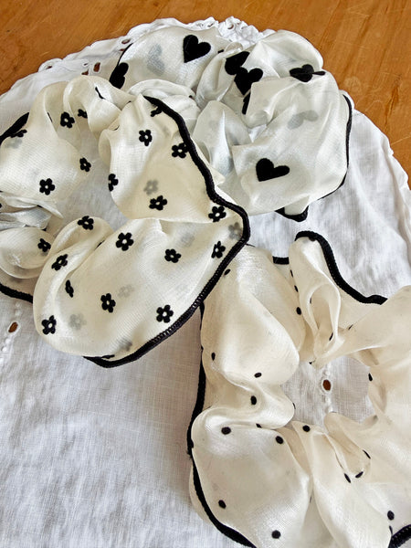 Anti-Breakage Satin HAIR SCRUNCHIE • (Polka Dots) • NEW