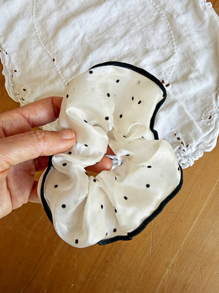Anti-Breakage Satin HAIR SCRUNCHIE • (Polka Dots) • NEW