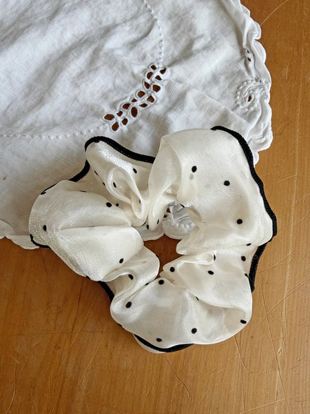 Anti-Breakage Satin HAIR SCRUNCHIE • (Polka Dots) • NEW