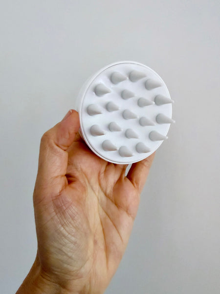 Growth Stimulating SCALP MASSAGER • (White) • NEW