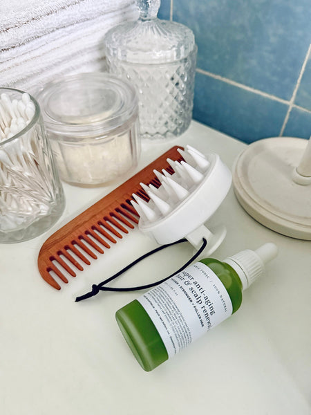 Growth Stimulating SCALP MASSAGER • (White) • NEW