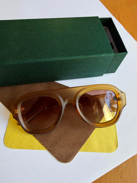 Aviator Style Acetate Sunglasses (Matte Honey) • NEW
