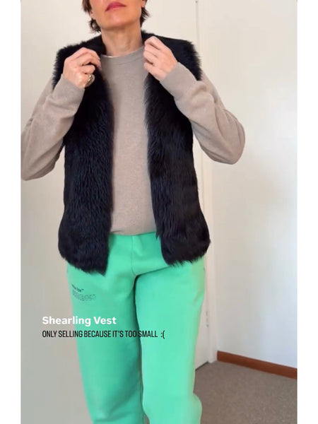Pre-Loved BASSIKE Black Shearling Vest • (Size 6-8)